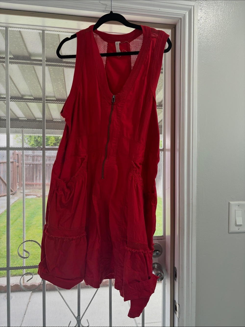 Anthropolige daily practice Red Sleeveless Zippered Tunic Dress